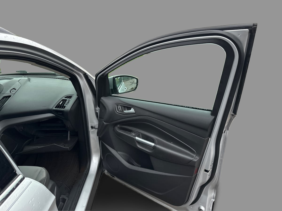 Used 2013 Ford Escape SE FWD image 45