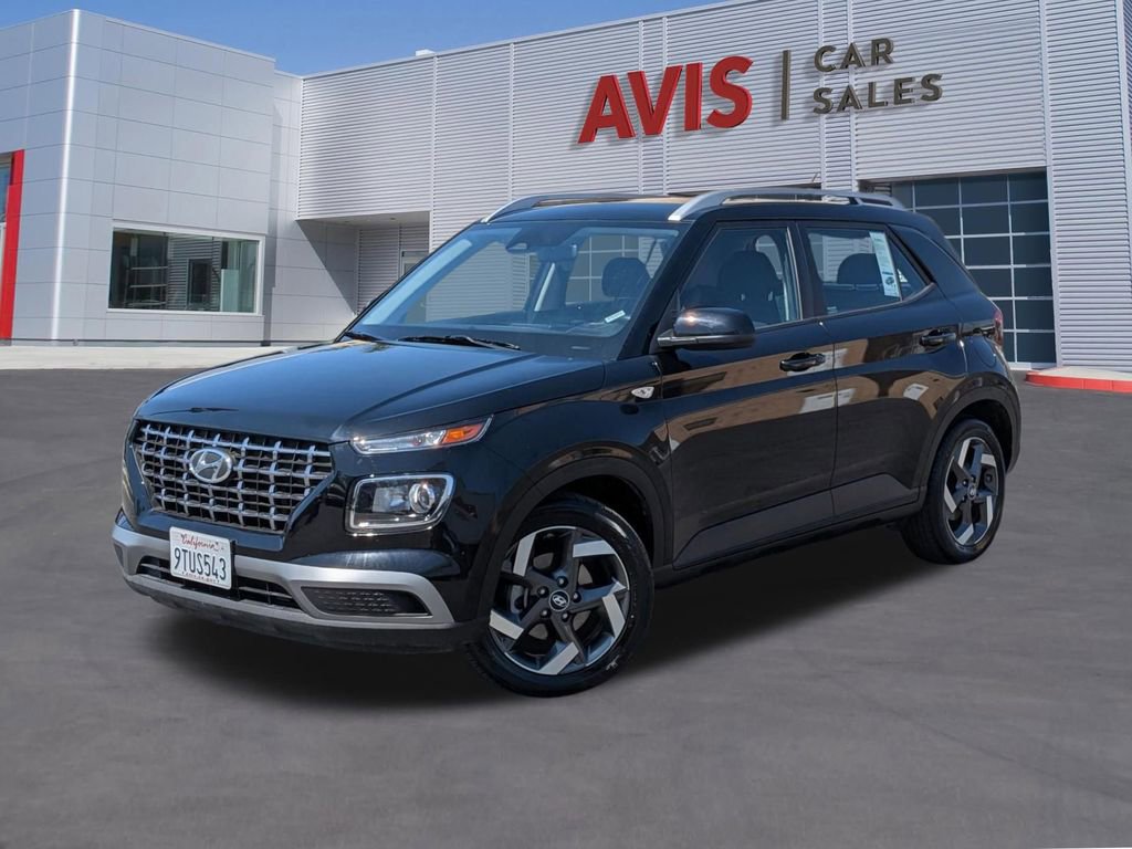 Used 2025 Hyundai Venue SEL
