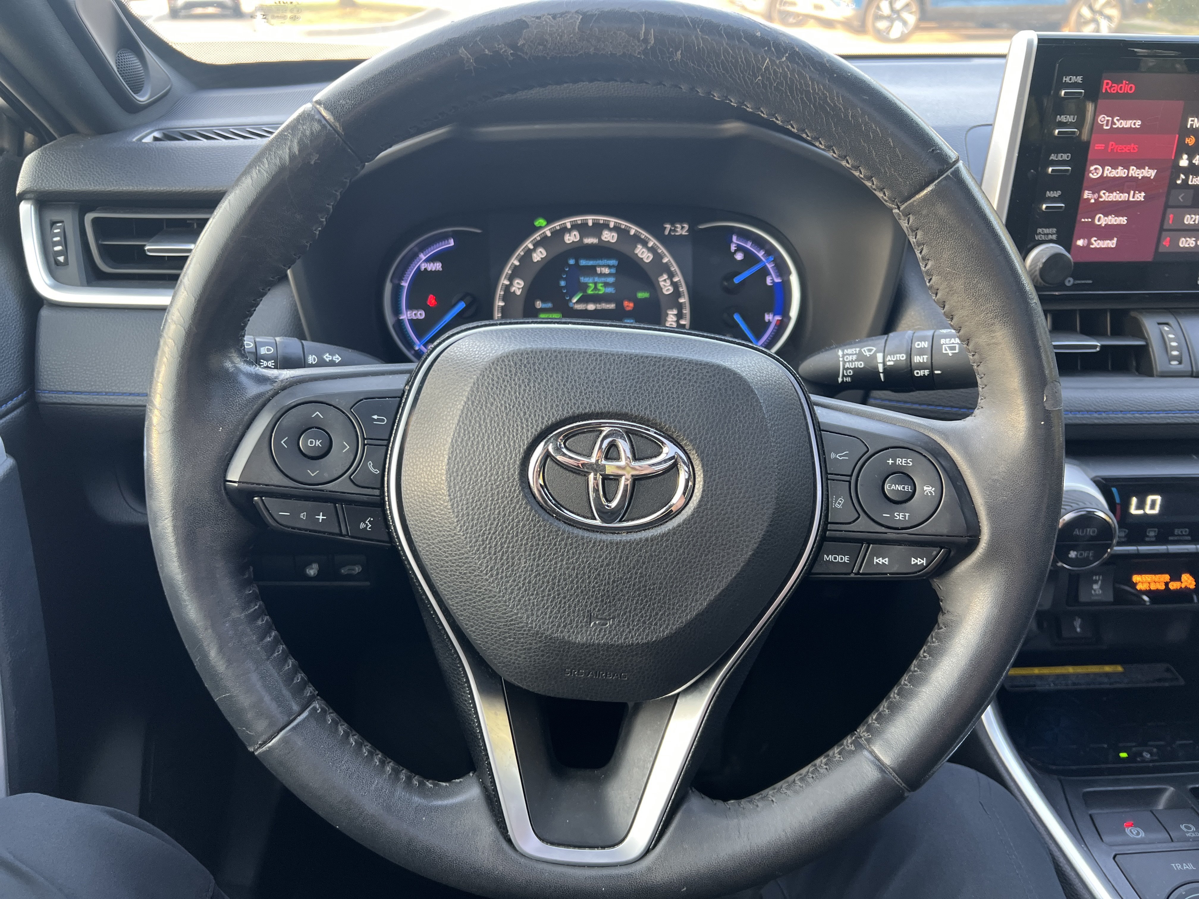 Used 2020 Toyota RAV4 XSE AWD/4WD image 15