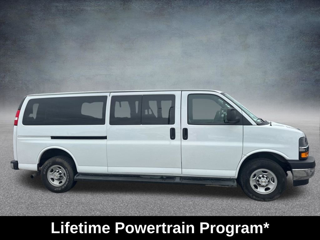 Used 2023 Chevrolet Express 3500 LT w/ LT Preferred Equipment Group RWD image 7