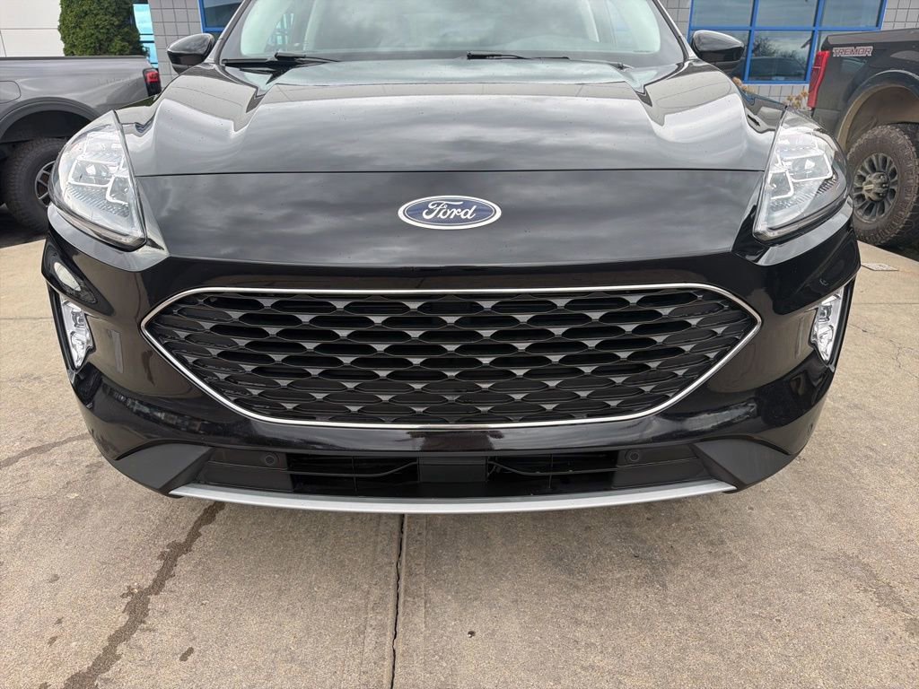 Used 2022 Ford Escape Titanium image 19