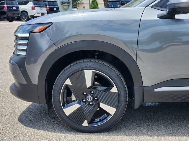 New 2025 Nissan Kicks SR image 5