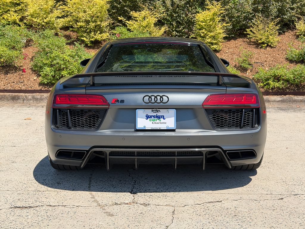 Used 2017 Audi R8 V10 plus AWD/4WD image 4