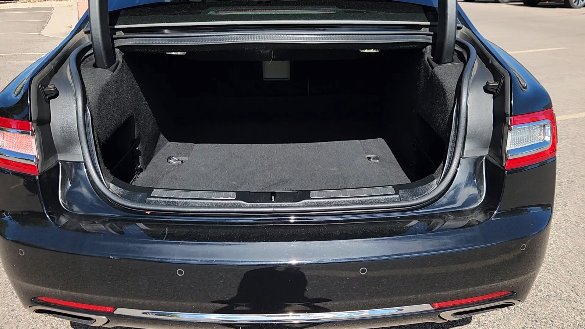 Used 2018 Lincoln Continental Reserve AWD/4WD image 39