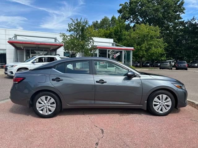 Used 2025 Nissan Sentra S image 6