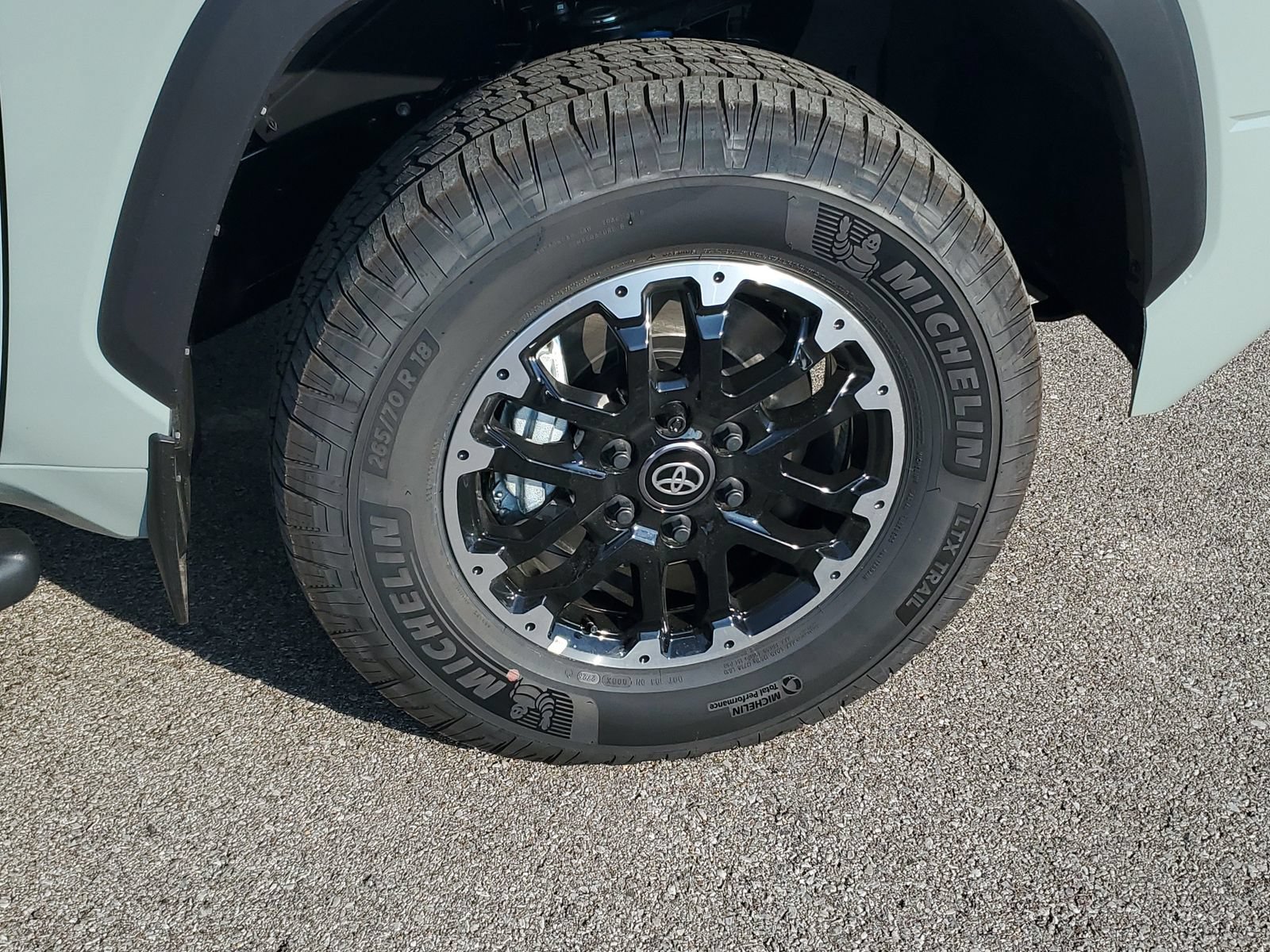 New 2026 Toyota Tundra SR5 w/ TRD Off-Road Package AWD/4WD image 6