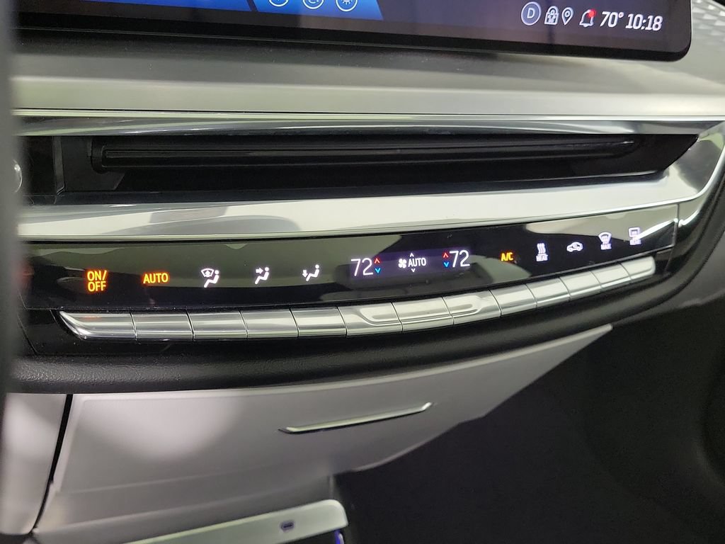Used 2024 Cadillac Lyriq Sport AWD/4WD image 30