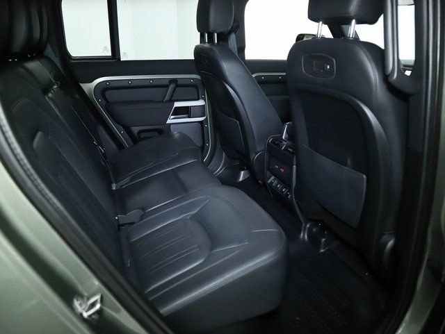 Certified 2022 Land Rover Defender 110 SE AWD/4WD image 36