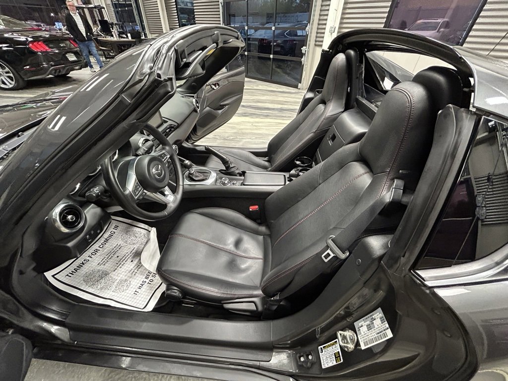 Used 2017 MAZDA MX-5 Miata RF Grand Touring image 42