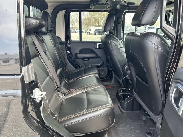 Used 2022 Jeep Gladiator Overland image 16