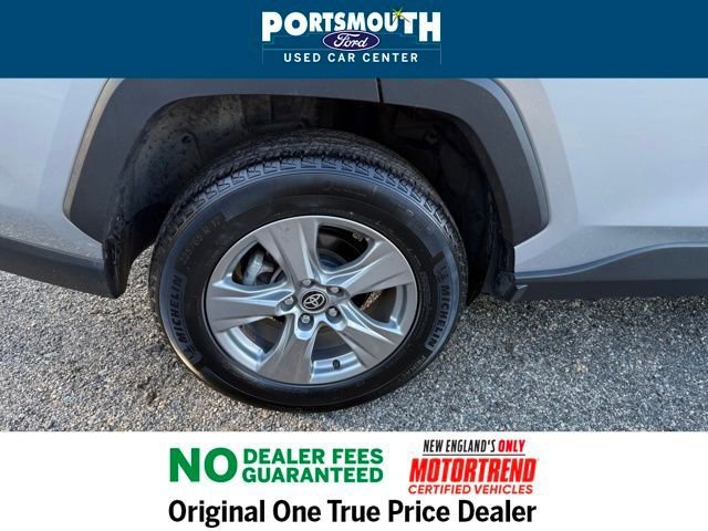 Used 2024 Toyota RAV4 XLE image 30