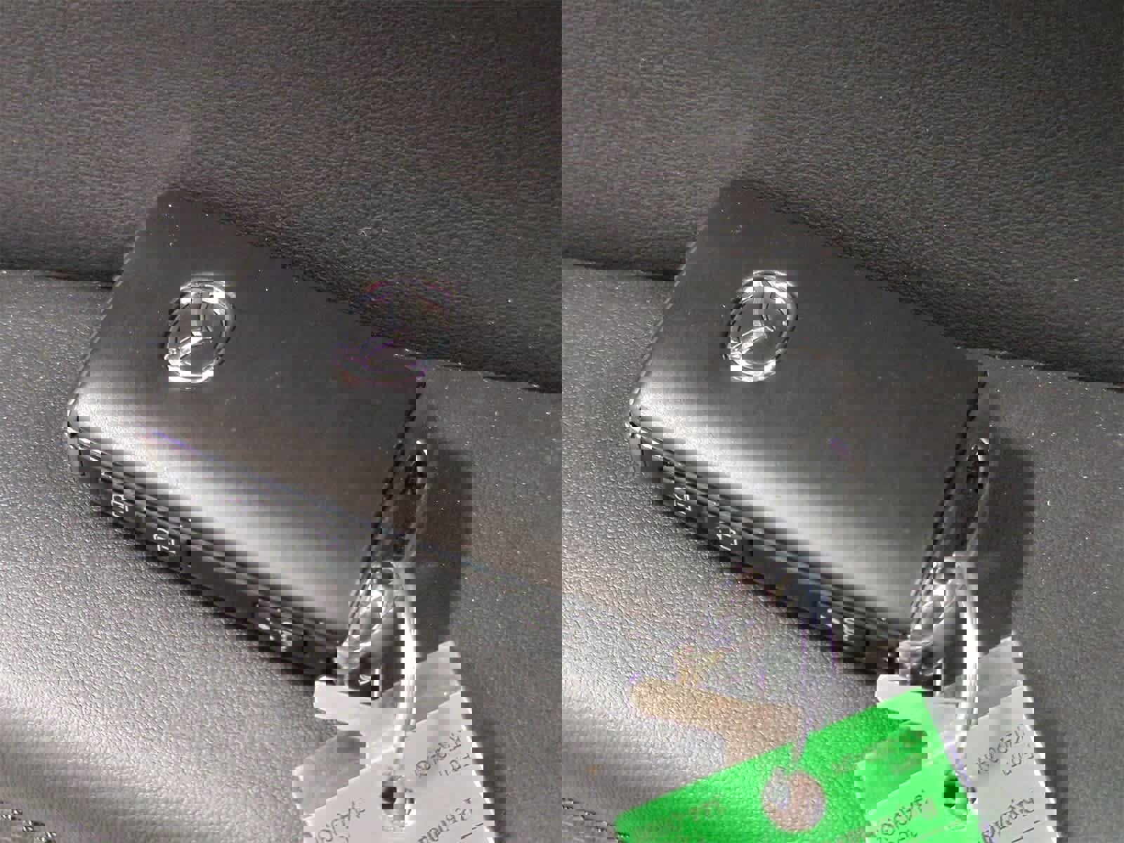 New 2025 MAZDA MAZDA3 Hatchback w/Premium Plus Pkg image 35