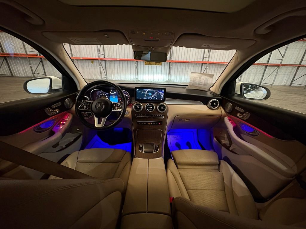 Used 2020 Mercedes-Benz GLC 300 4MATIC w/ Multimedia Package image 21