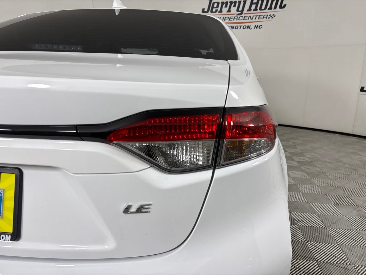 Used 2026 Toyota Corolla LE FWD image 33