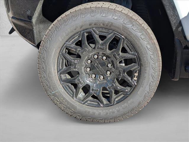 New 2026 GMC Hummer EV 4x4 Crew Cab image 18