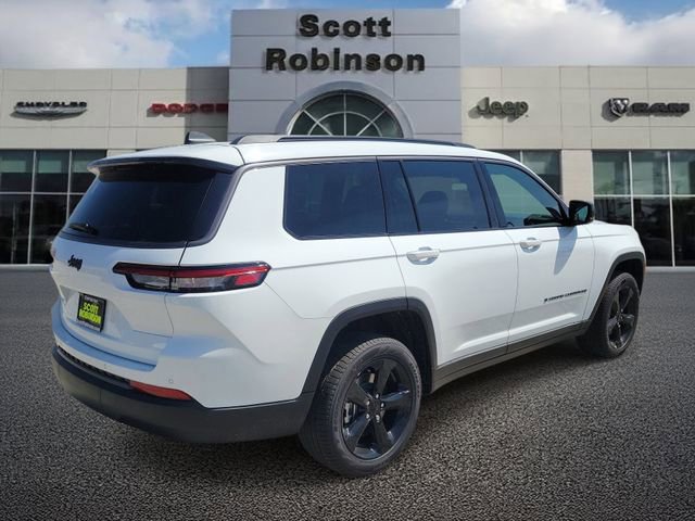 New 2026 Jeep Grand Cherokee L Limited w/ Limited Altitude Package RWD image 4