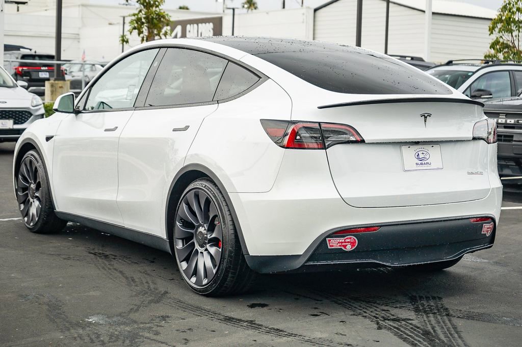 Used 2024 Tesla Model Y Performance AWD/4WD image 7