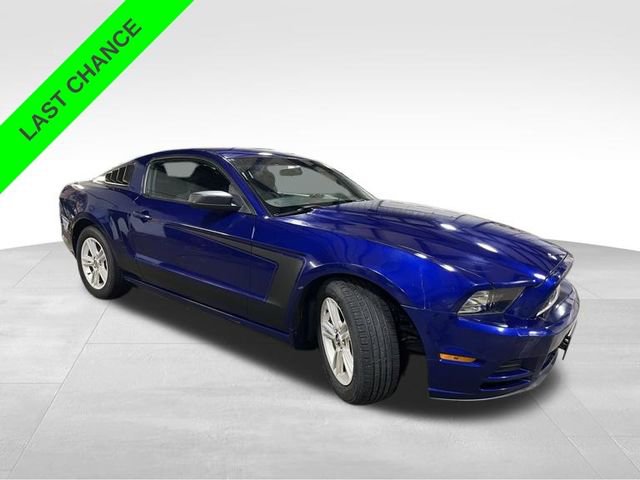 Used 2014 Ford Mustang Coupe RWD image 8