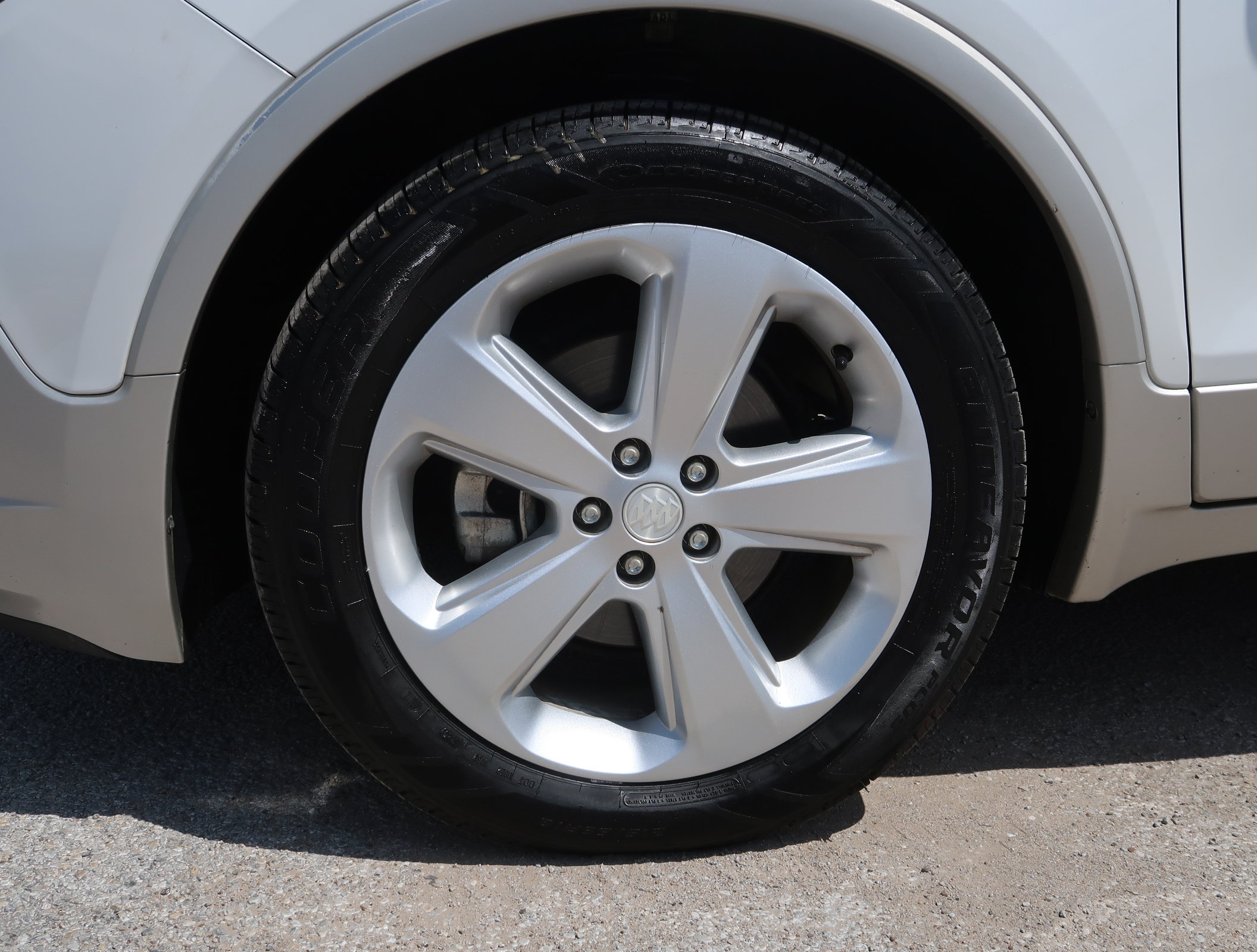 Used 2015 Buick Encore Convenience FWD image 34