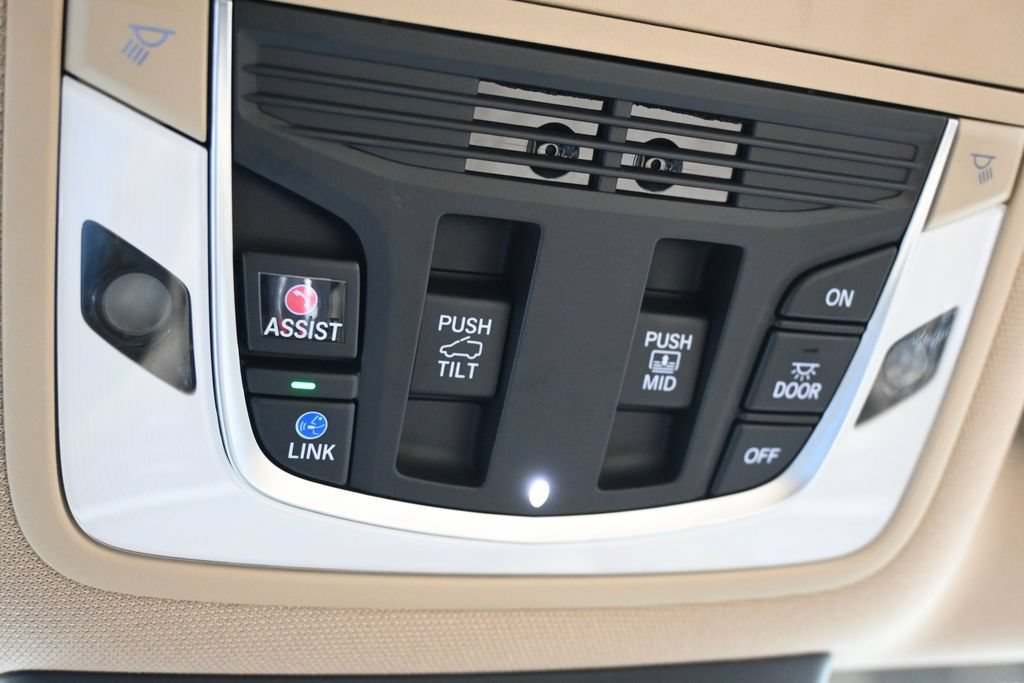 Used 2024 Acura MDX FWD image 29