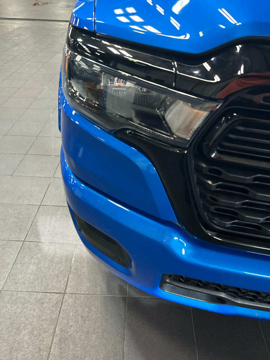 Used 2025 RAM 1500 Big Horn AWD/4WD image 4