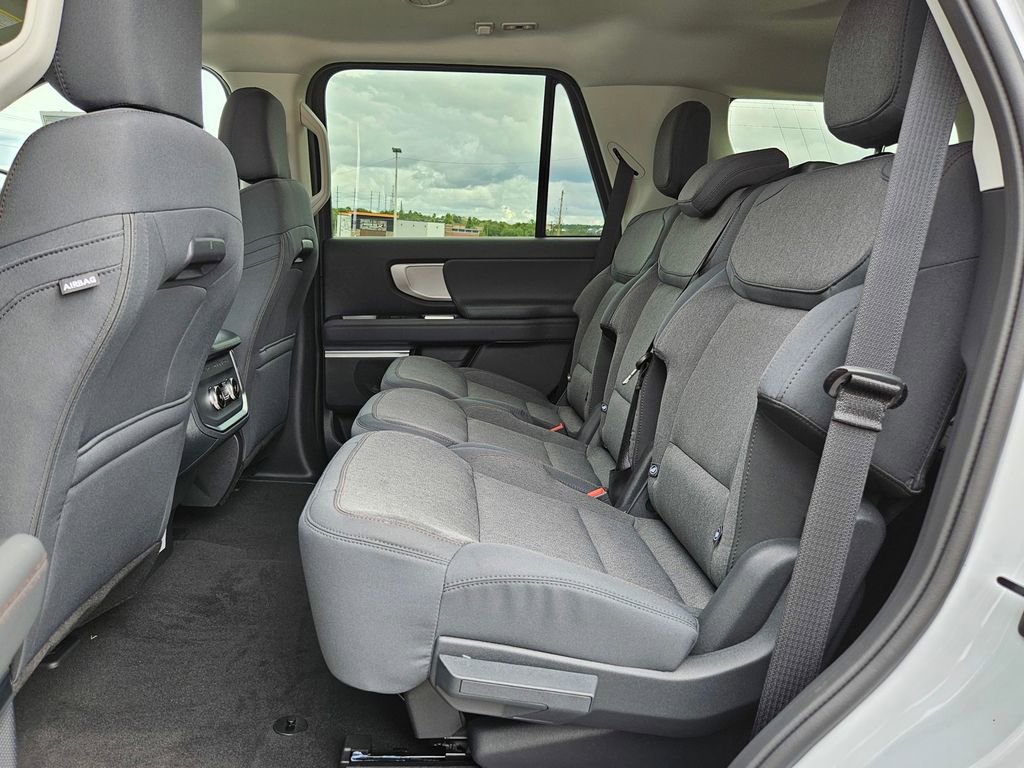 New 2025 Ford Expedition Active image 23