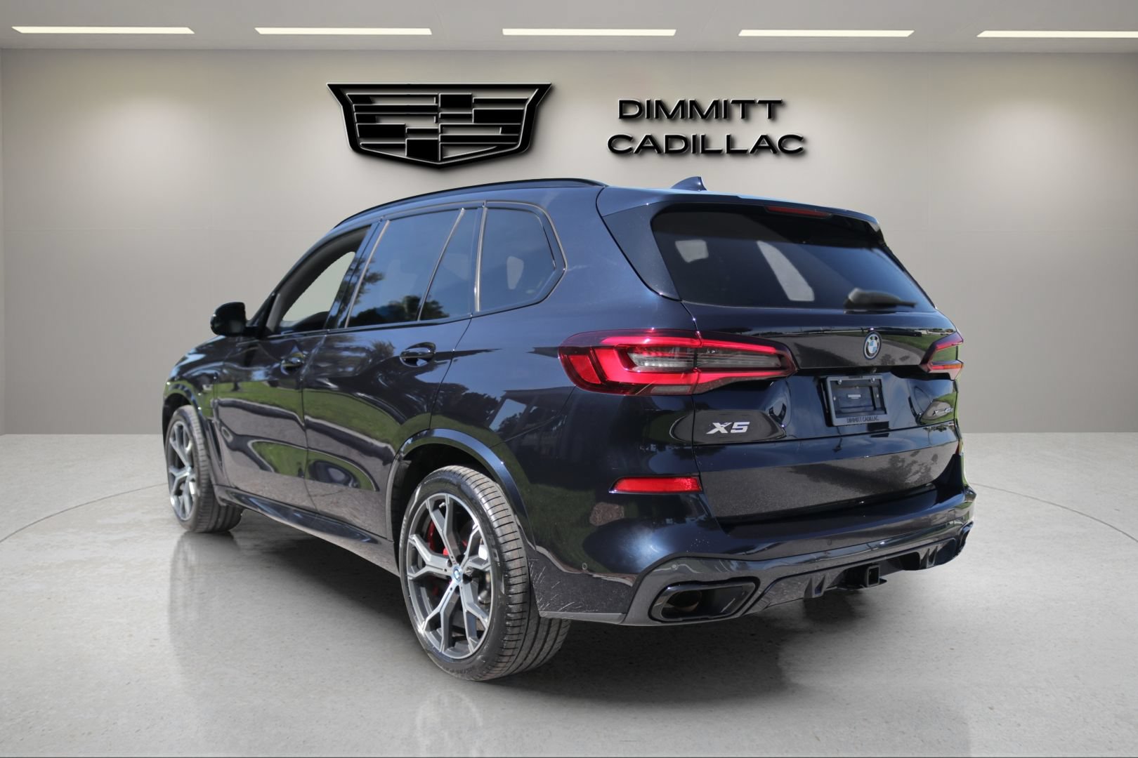 Used 2022 BMW X5 xDrive45e w/ M Sport Package AWD/4WD image 7
