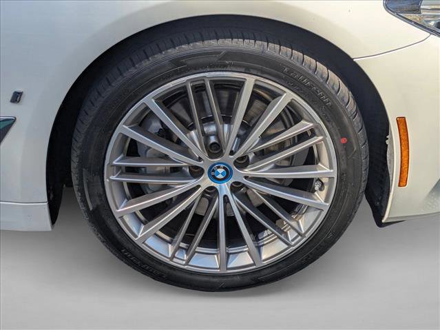 Used 2019 BMW 530e image 24