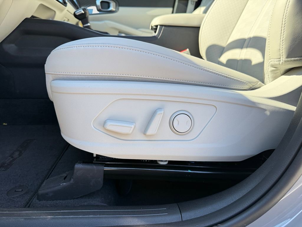 New 2026 Kia Sorento EX image 17