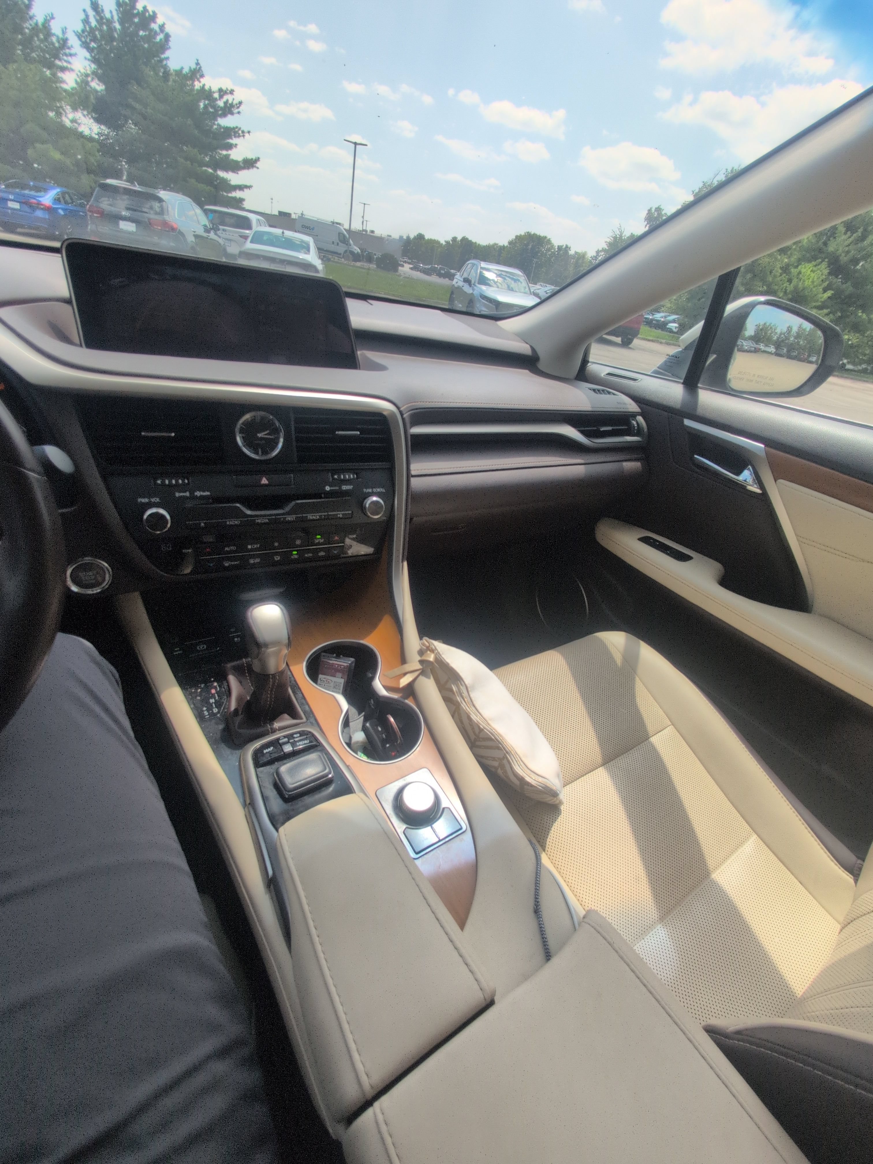 Used 2017 Lexus RX 350 AWD w/ Premium Package image 8