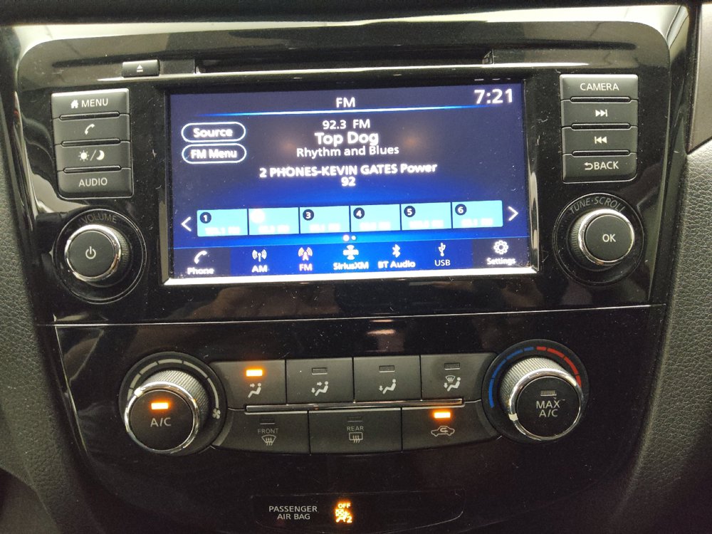 Used 2020 Nissan Rogue Sport S w/ Appearance Package FWD image 25