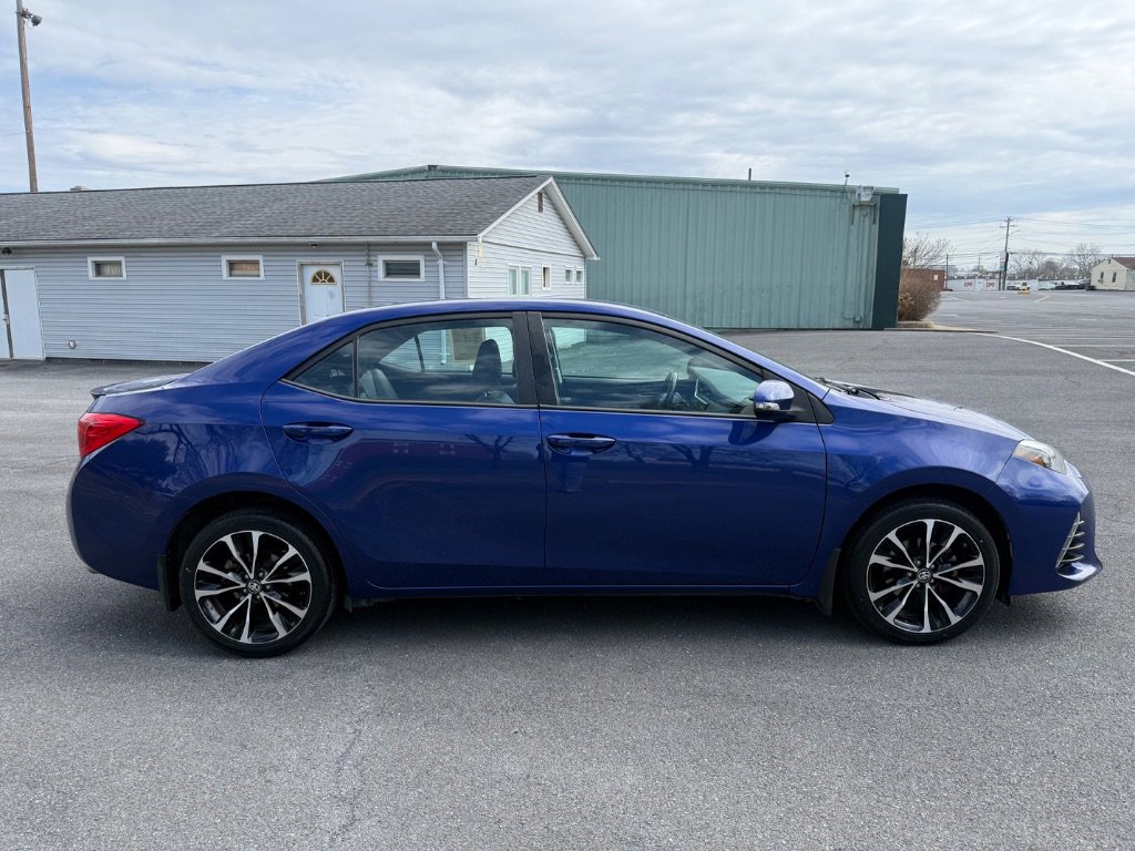 Used 2017 Toyota Corolla SE w/ Carpet Mat Package (TMS) image 4