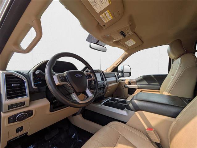 Used 2018 Ford F250 Lariat w/ Chrome Package image 16