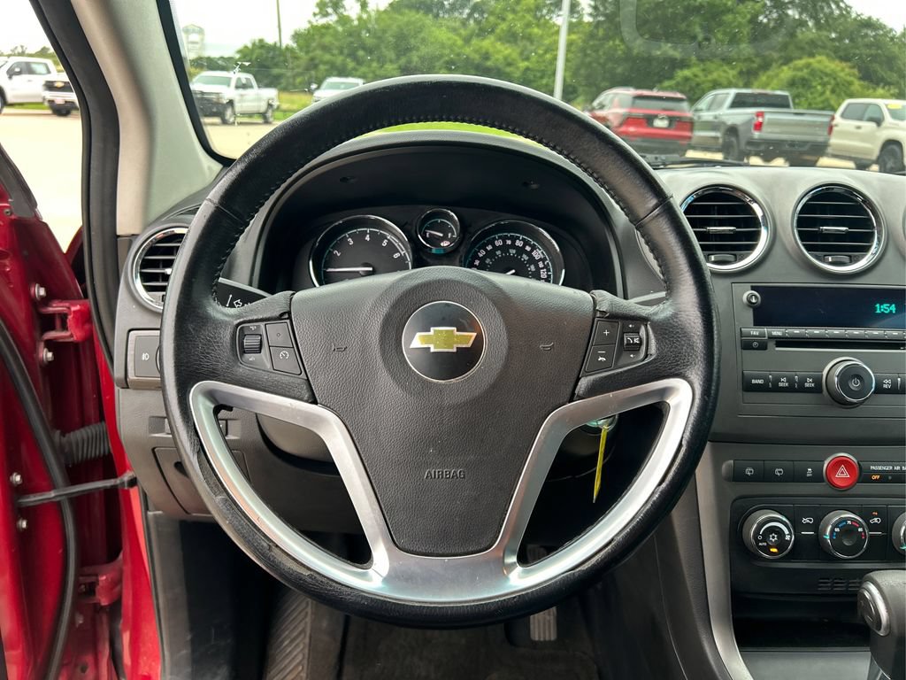 Used 2014 Chevrolet Captiva Sport LT FWD image 16