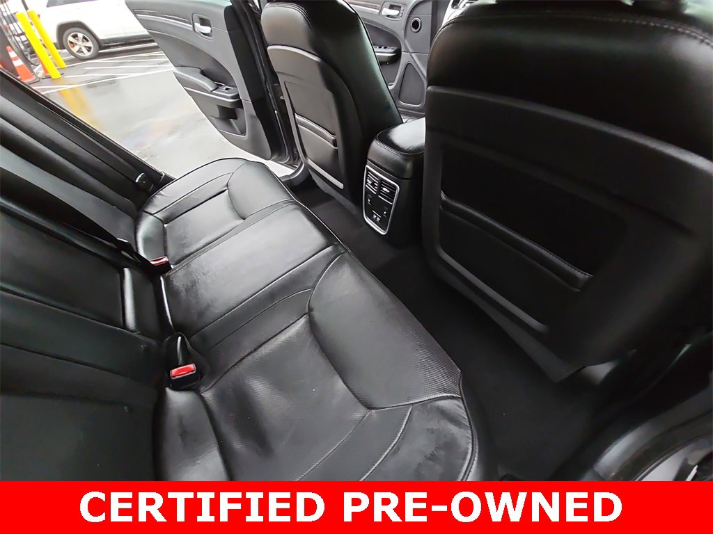 Certified 2019 Chrysler 300 Limited image 12