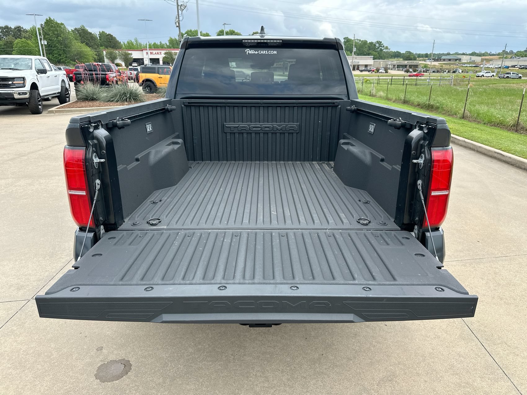 Used 2024 Toyota Tacoma TRD Off-Road AWD/4WD image 22