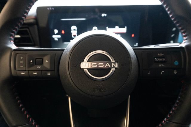 Used 2025 Nissan Kicks SR image 24