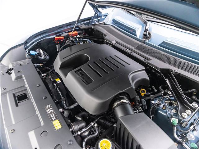 New 2026 Land Rover Defender 110 X-Dynamic SE AWD/4WD image 11