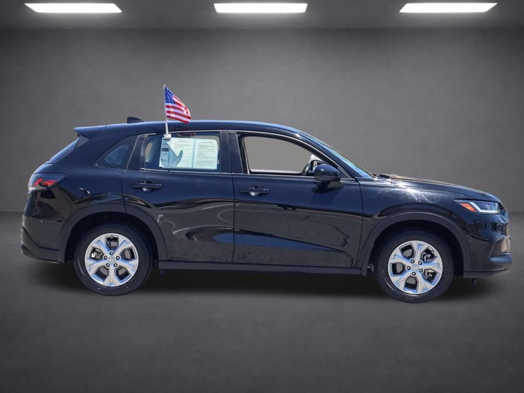 Used 2024 Honda HR-V LX image 3
