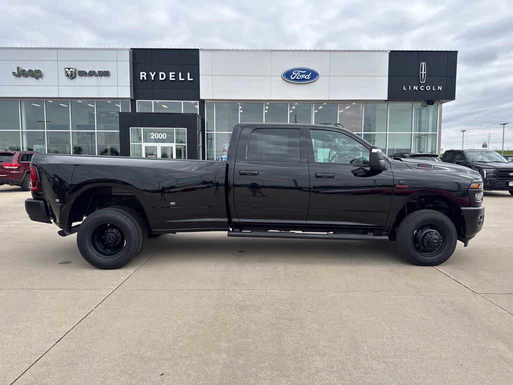 New 2027 RAM 3500 Tradesman AWD/4WD image 2