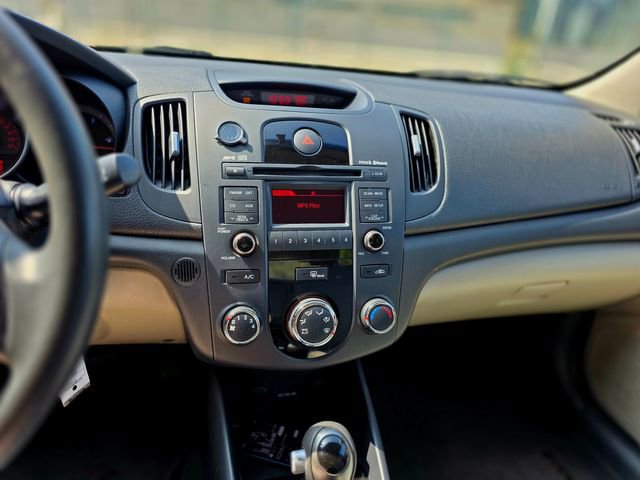 Used 2012 Kia Forte EX image 20