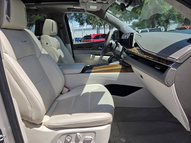Used 2023 Cadillac Escalade Sport Platinum AWD/4WD image 25