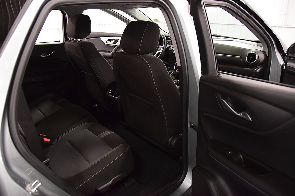 Used 2023 Chevrolet Blazer LT w/ Convenience Package AWD/4WD image 31