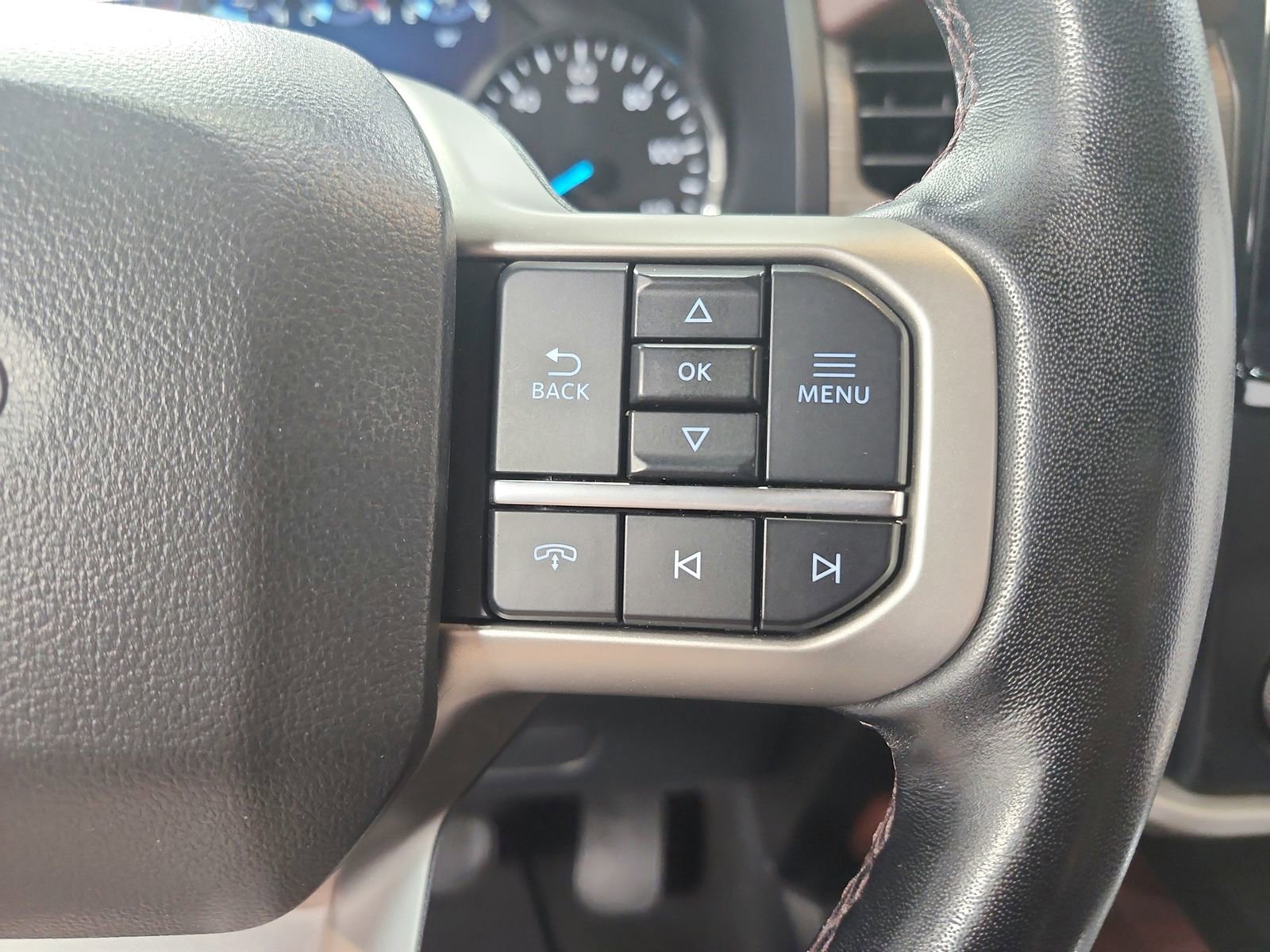 Used 2024 Ford Expedition Limited image 31