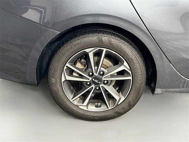 Used 2023 Kia Forte LXS w/ LXS Technology Package image 32