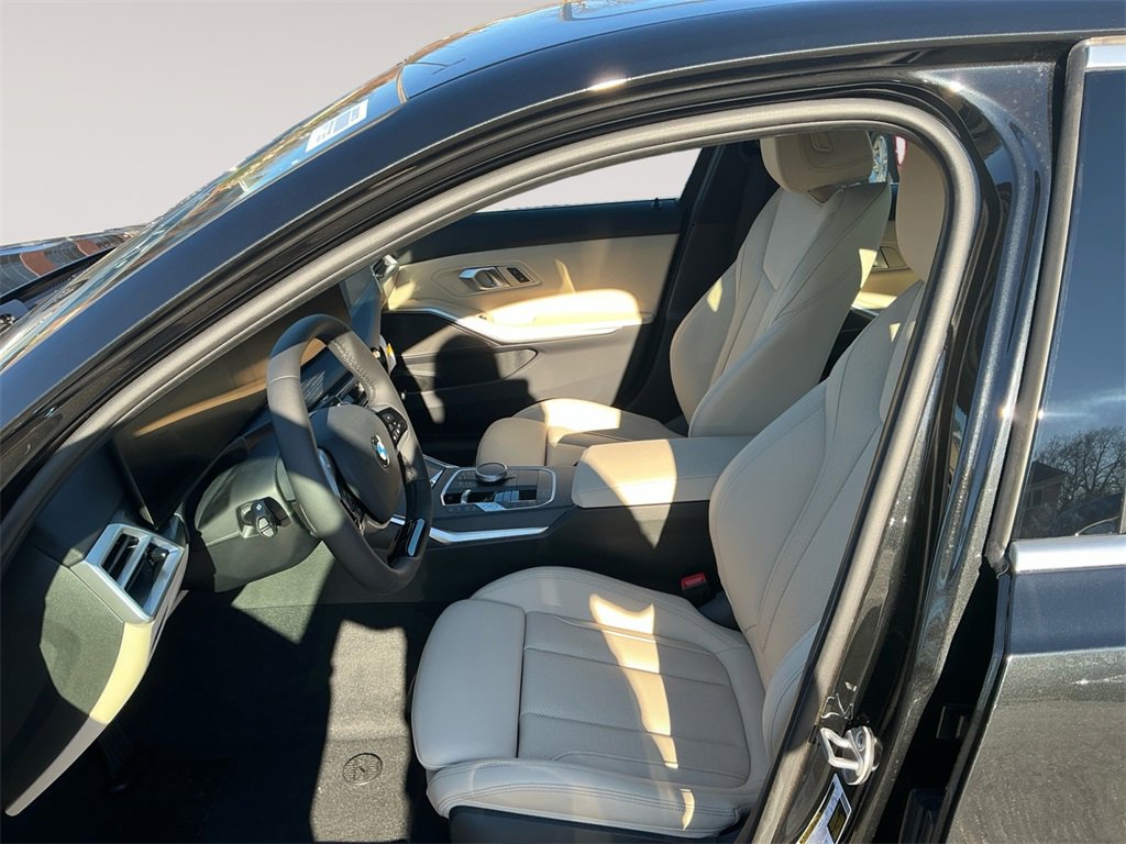 New 2026 BMW 330i xDrive Sedan w/ Convenience Package image 9