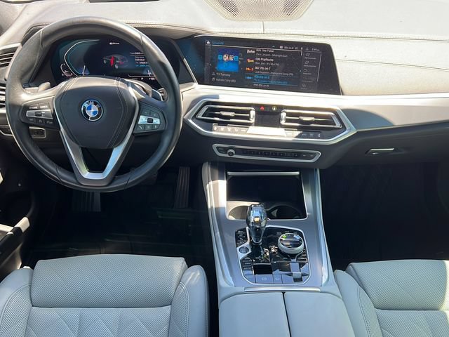 Used 2023 BMW X5 xDrive45e w/ Executive Package AWD/4WD image 14