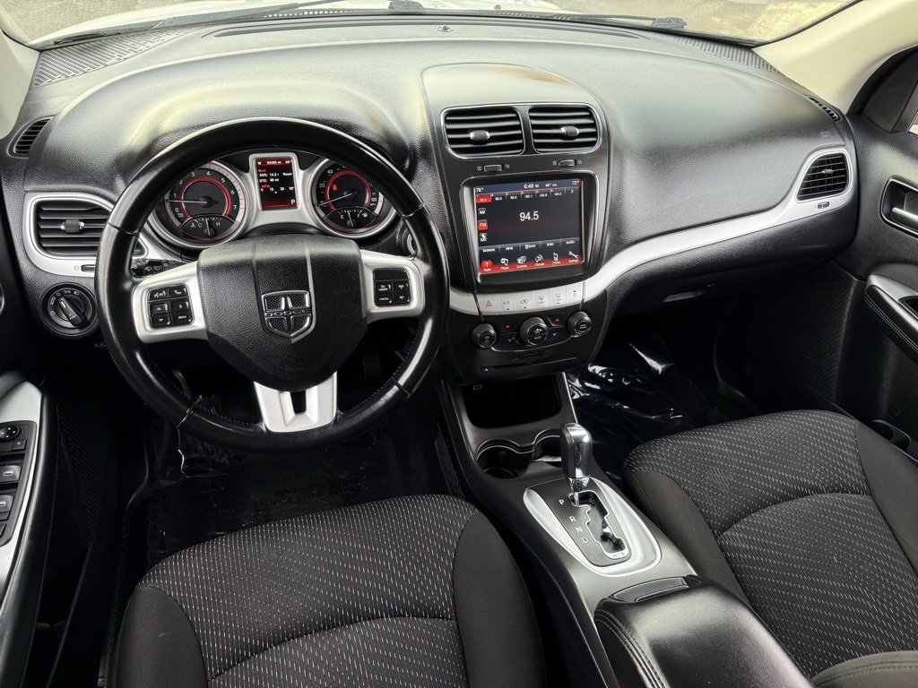 Used 2019 Dodge Journey SE image 29