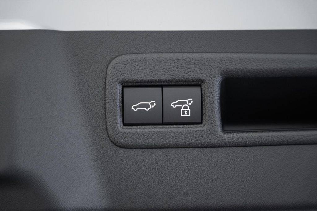 New 2026 Toyota C-HR AWD/4WD image 11