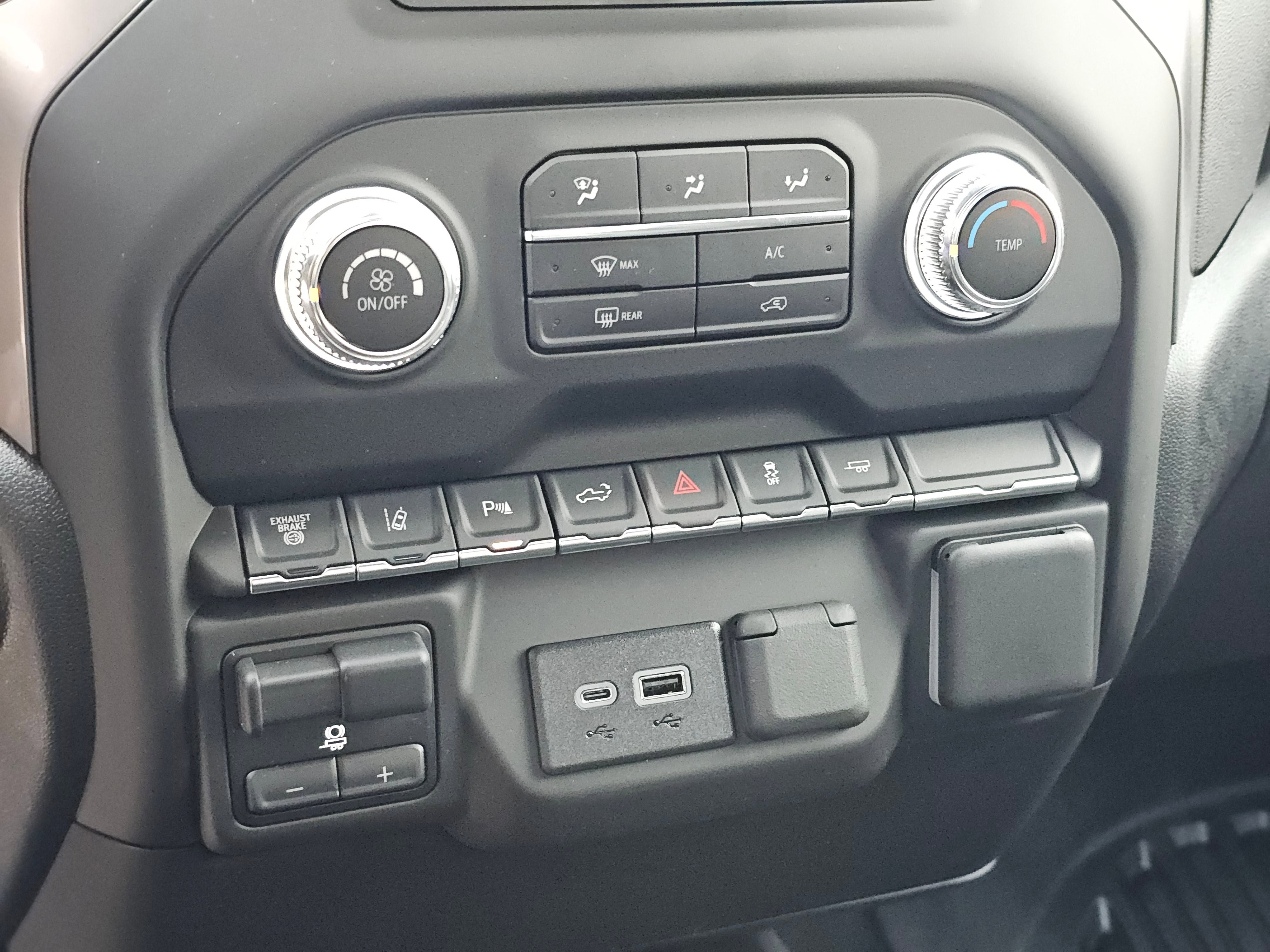 New 2025 GMC Sierra 3500 Pro w/ 1SA Pro Safety Plus Package image 31
